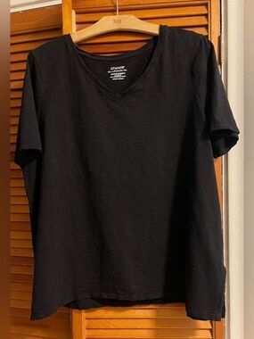 New Chico's Ultimate Tee Knit T-Shirt Size 3 US XL Orange Button Detail V-Neck
